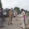 जोगबनी मे लॉकडाउन को लेकर मुआयना के दौरान अधिकारीगण।