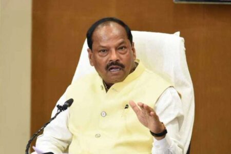 सरकार की नाकामियों का दस्तावेज है मेरिट लिस्ट का रद्द होना : रघुवर