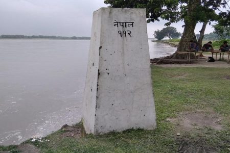 भारत-नेपाल सीमा पर गायब हो गए 1240 बॉर्डर पिलर, कुछ नदियों में विलीन तो कई अतिक्रमण की भेंट चढ़े
